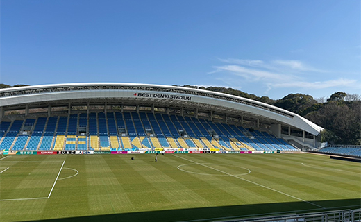 メインスタンド指定（M5）から見えるスタジアム写真